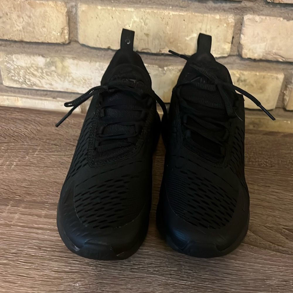 Airmax 270 all black 6Y